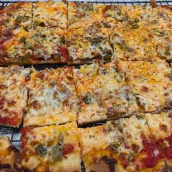 Chicago-Style Thin Crust Pizza